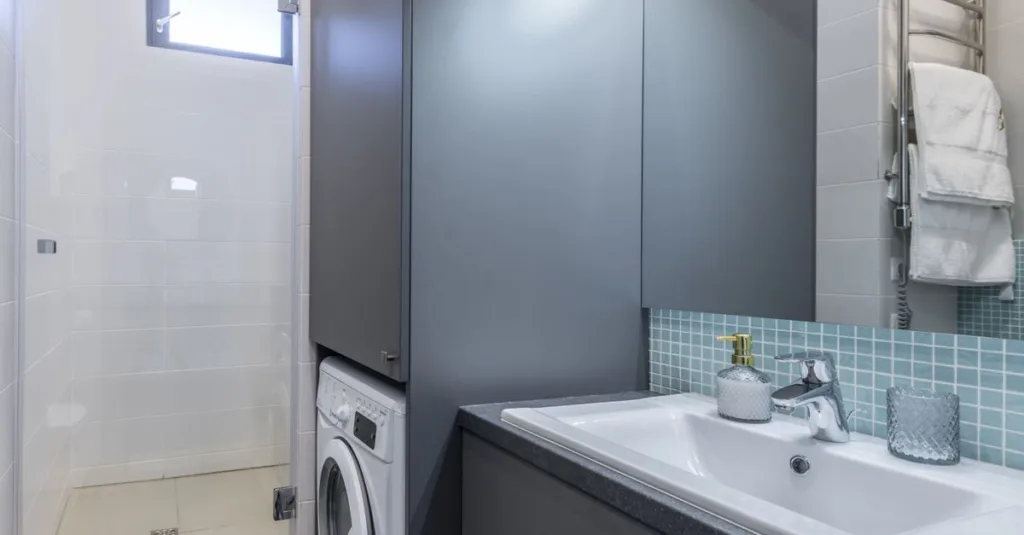 découvrez le coût de la rénovation d'une petite salle de bain et obtenez des conseils pour optimiser votre budget tout en modernisant votre espace.